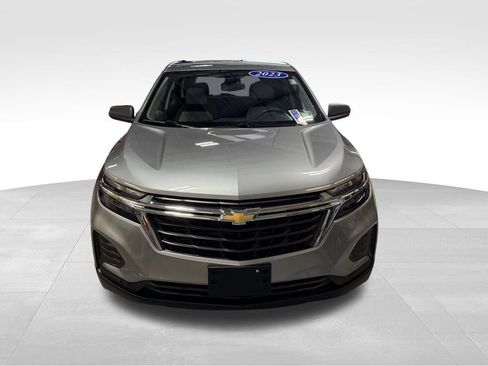 Used 2023 Chevrolet Equinox LS w/ LS Convenience Package FWD image 5