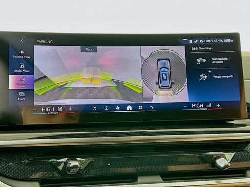 New 2026 BMW X5 xDrive50e w/ M Sport Package image 13