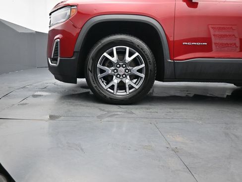 Used 2023 GMC Acadia SLT image 15