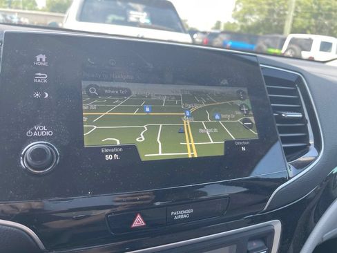 Used 2020 Honda Pilot Touring image 7