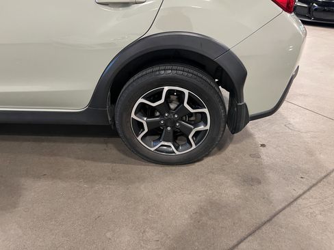 Used 2014 Subaru Crosstrek 2.0i Limited image 40