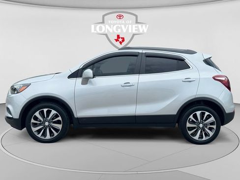 Used 2022 Buick Encore Preferred w/ Safety Package FWD image 2