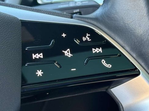 Used 2024 Audi Q4 e-tron Premium w/ Convenience Package image 13