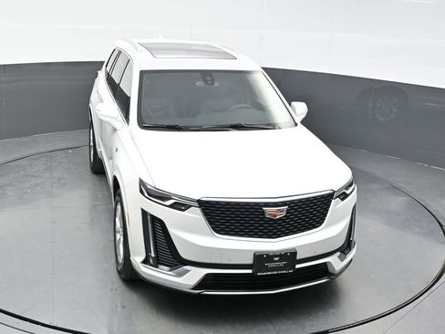 New 2025 Cadillac XT6 Luxury w/ LPO, Floor Liner Package image 26