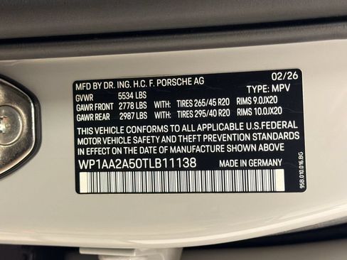 New 2026 Porsche Macan AWD/4WD image 35