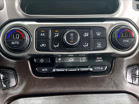 Used 2015 Chevrolet Tahoe LTZ image 34