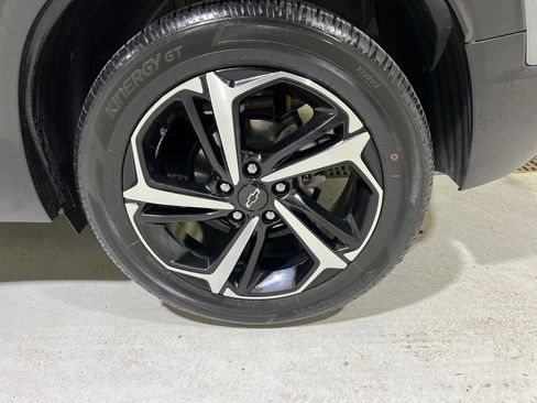 Certified 2023 Chevrolet TrailBlazer RS w/ Sun and Liftgate Package FWD image 13