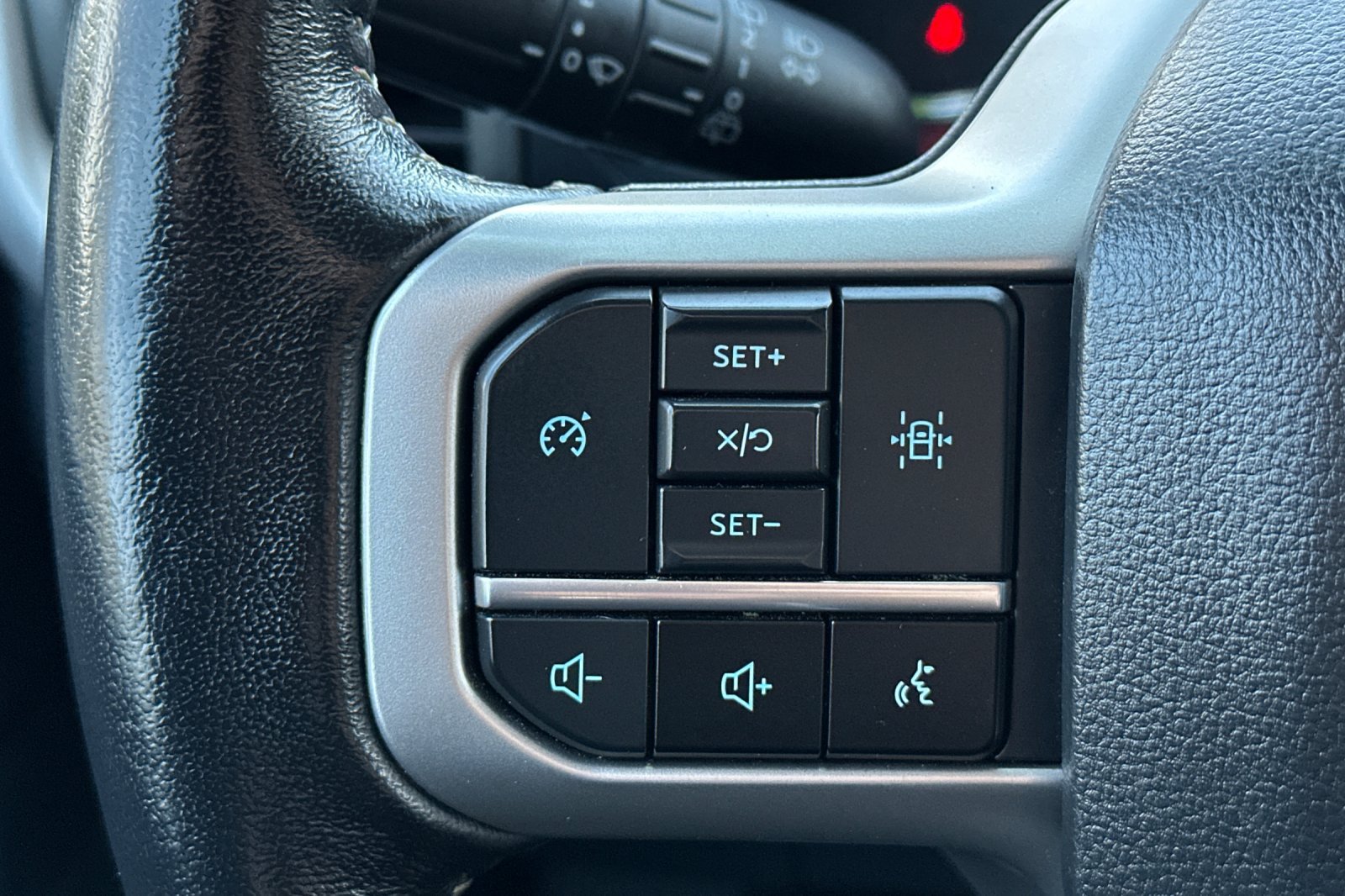Used 2024 Ford Expedition Max XLT AWD/4WD image 29