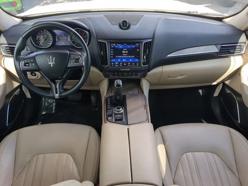 Used 2020 Maserati Levante S GranLusso image 15