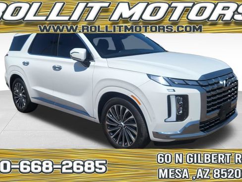 Used 2025 Hyundai Palisade Calligraphy FWD image 1