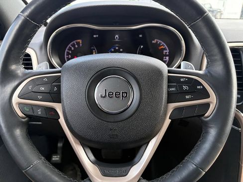 Used 2015 Jeep Grand Cherokee Limited AWD/4WD image 18