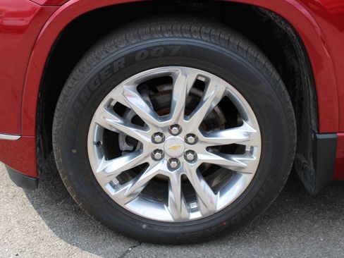 Used 2018 Chevrolet Traverse High Country image 12