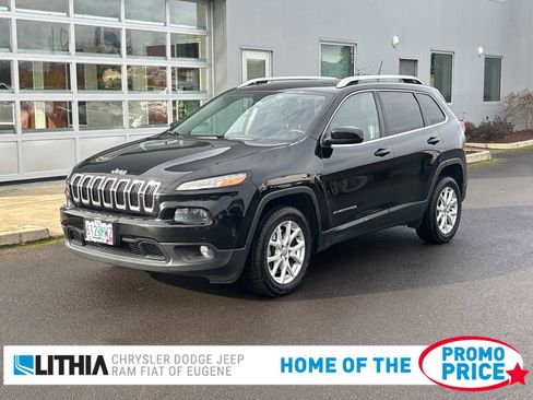 Certified 2017 Jeep Cherokee Latitude w/ Comfort/Convenience Group image 1