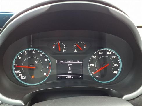 Used 2024 Chevrolet Malibu LT image 32