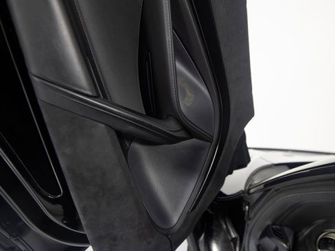 Used 2020 McLaren 720S Spider RWD image 13