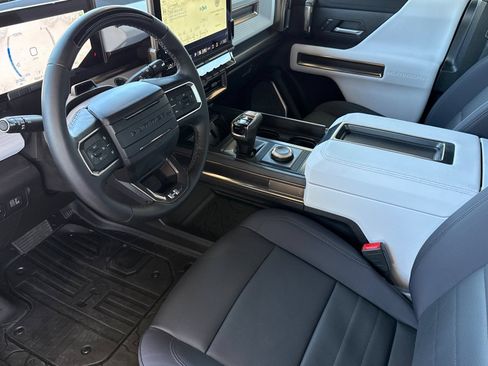 Used 2025 GMC Hummer EV 3X AWD/4WD image 5