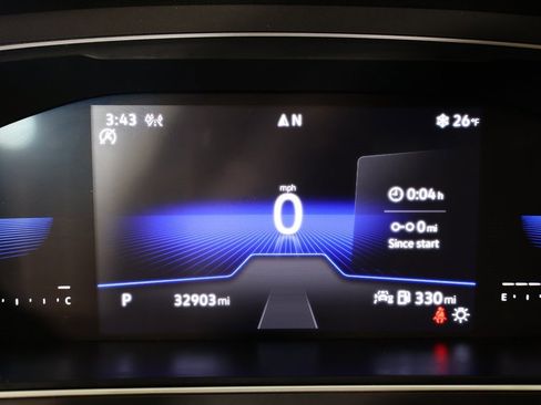 Used 2022 Volkswagen Tiguan SE image 38