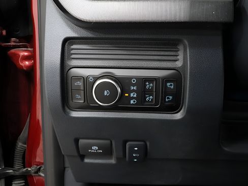 Used 2025 Ford F250 Platinum AWD/4WD image 20