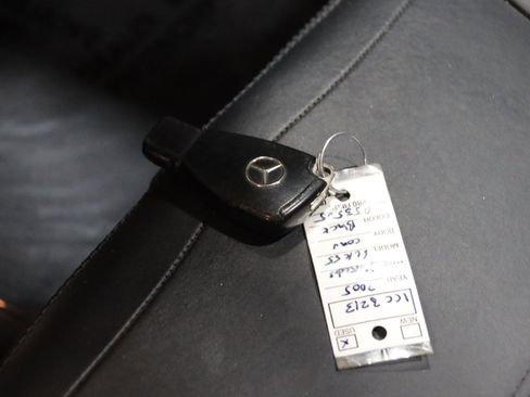 Used 2005 Mercedes-Benz SLK 55 AMG image 50