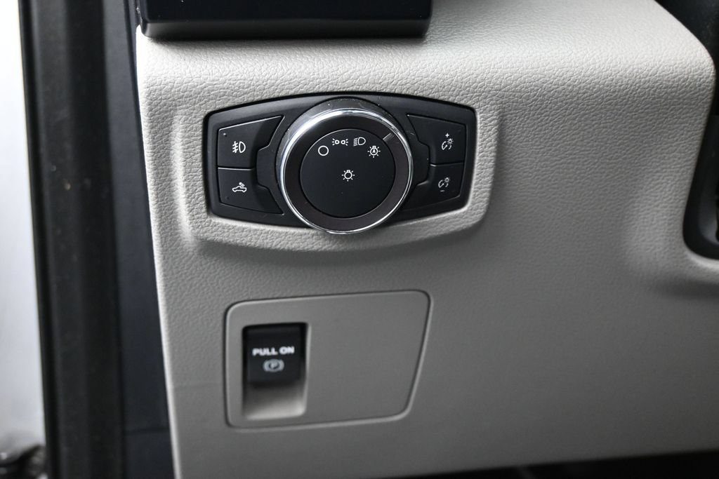 Used 2019 Ford F150 XL w/ Equipment Group 101A Mid RWD image 15