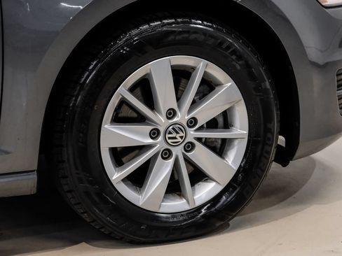 Used 2015 Volkswagen Golf S FWD image 54