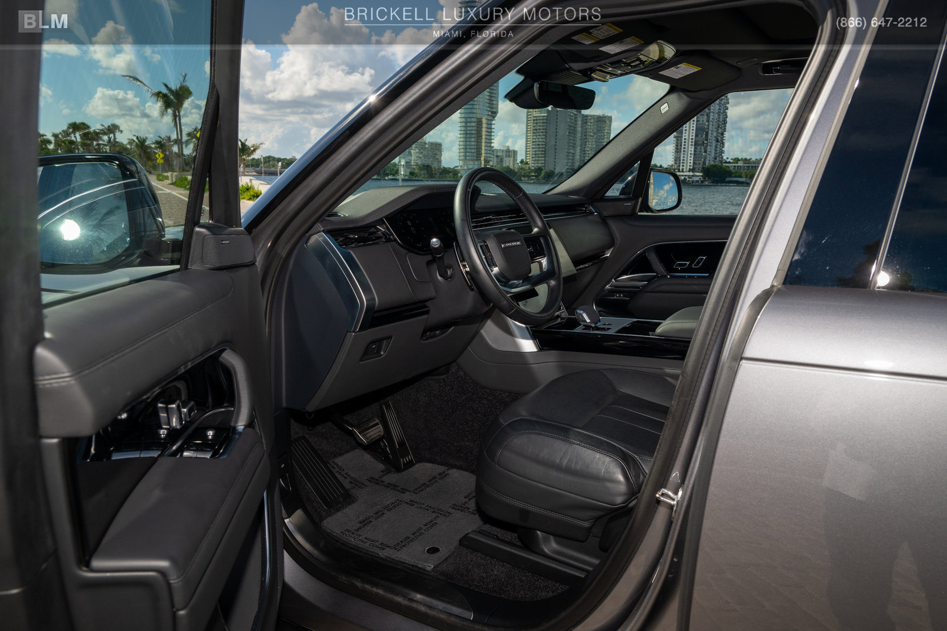 Used 2024 Land Rover Range Rover SE AWD/4WD image 64