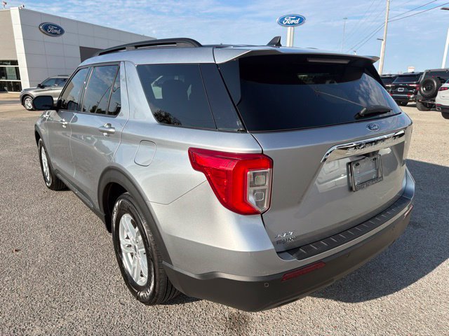Used 2024 Ford Explorer XLT RWD image 7