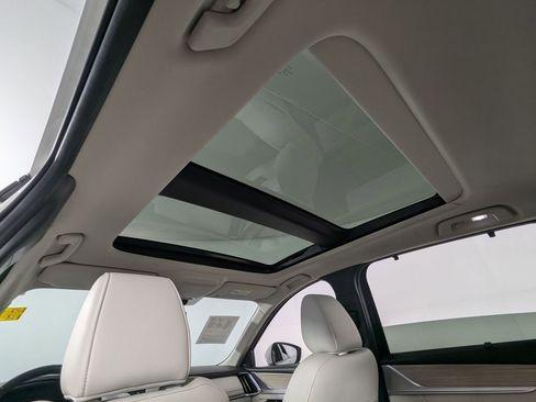 Used 2024 MAZDA CX-90 Plug-In Hybrid w/ Premium Plus image 13