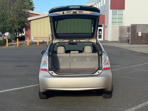 Used 2010 Toyota Prius Three FWD image 16