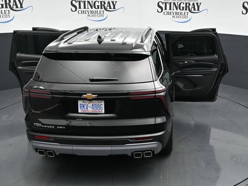 Used 2026 Chevrolet Traverse LT AWD/4WD image 35