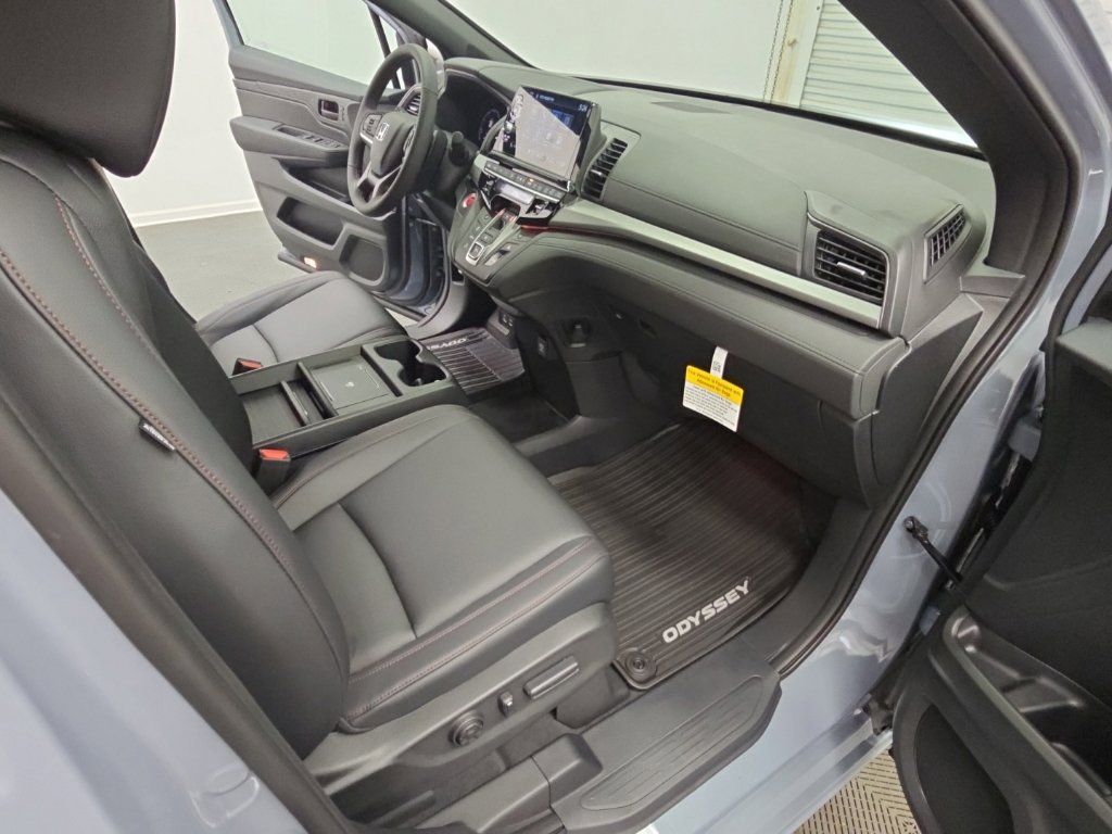 New 2027 Honda Odyssey Sport-L image 37