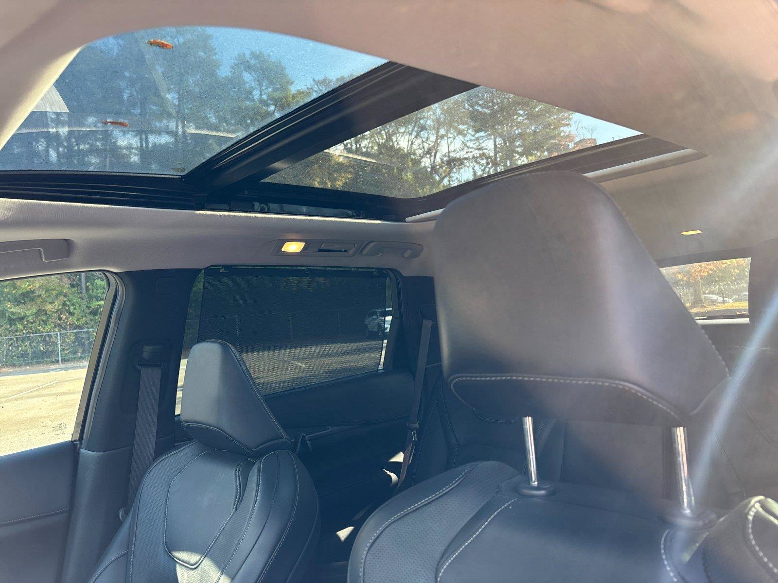 Used 2023 INFINITI QX60 Luxe w/ Cargo Package FWD image 30