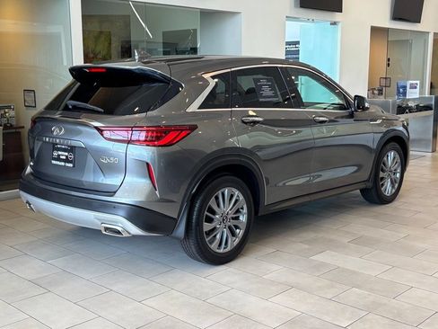 Certified 2025 INFINITI QX50 Pure AWD/4WD image 2