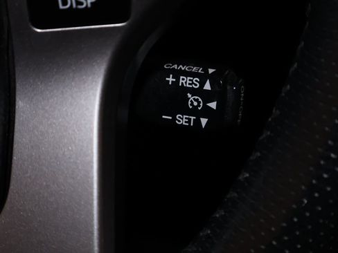 Used 2015 Toyota 4Runner Limited AWD/4WD image 25