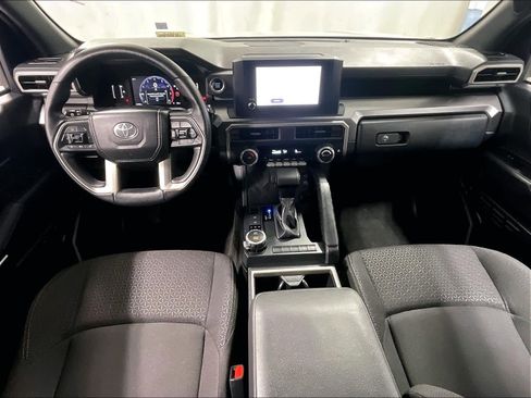 Used 2025 Toyota 4Runner SR5 image 22