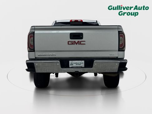 Used 2018 GMC Sierra 1500 SLT w/ Enhanced Driver Alert Package RWD image 7