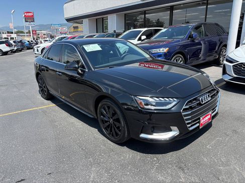 Used 2023 Audi A4 2.0T Premium w/ Convenience Package AWD/4WD image 2
