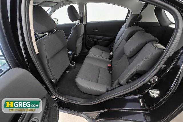 Used 2019 Honda HR-V LX image 8