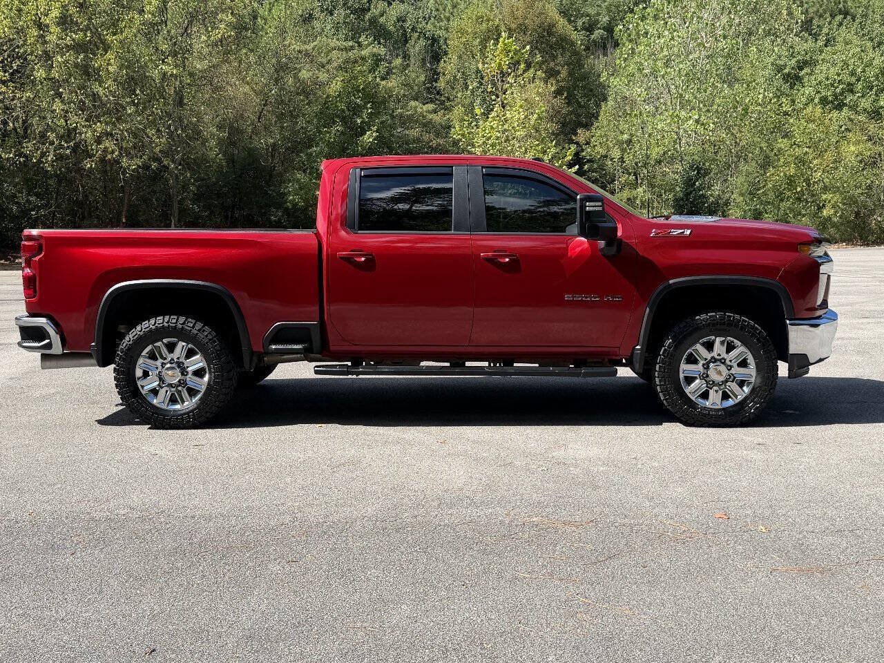 Used 2022 Chevrolet Silverado 2500 LT w/ Convenience Package AWD/4WD image 5