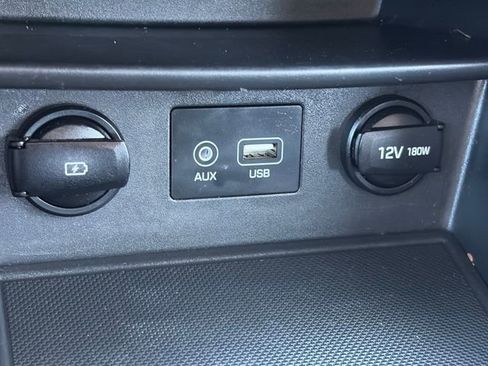 Used 2020 Hyundai Kona SE FWD image 47