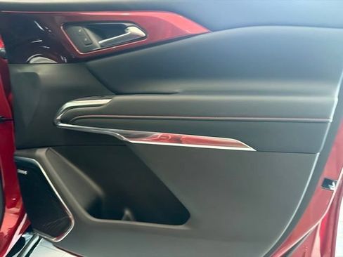 New 2026 Chevrolet Traverse RS w/ LPO, Floor Liner Package AWD/4WD image 21