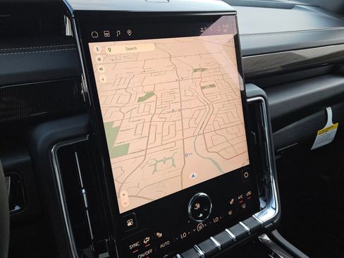 New 2026 GMC Yukon Elevation image 16