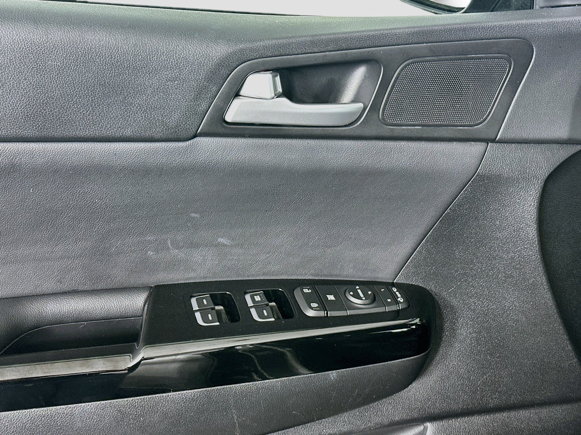 Used 2021 Kia Sportage EX FWD image 15