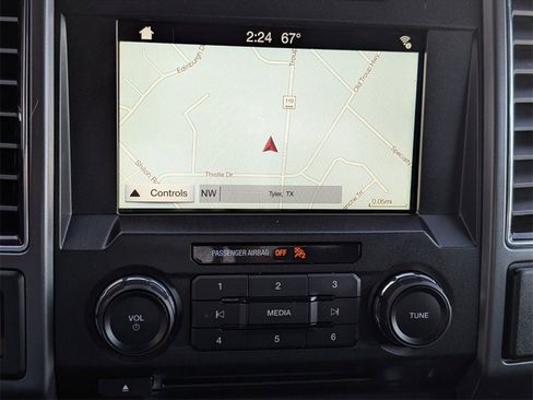 Used 2018 Ford F150 XLT w/ Equipment Group 302A Luxury image 25