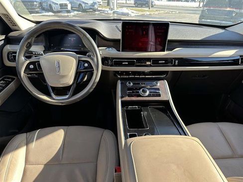 Used 2023 Lincoln Aviator Reserve w/ Elements Package Plus image 12
