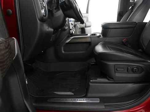 Used 2022 GMC Sierra 1500 Denali w/ Denali Premium Package AWD/4WD image 18