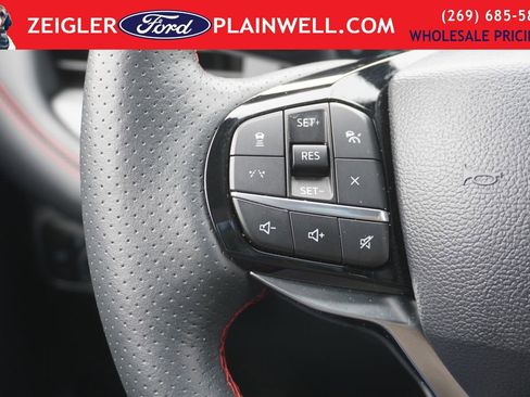 Used 2025 Ford Explorer ST-Line w/ ST-Line Street Pack image 26
