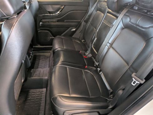 Used 2022 Lincoln Corsair AWD w/ Equipment Group 101A image 17