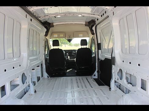 Used 2024 Ford Transit 250 148 Medium Roof RWD image 11