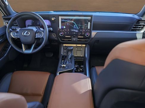 Used 2024 Lexus GX 550 image 26